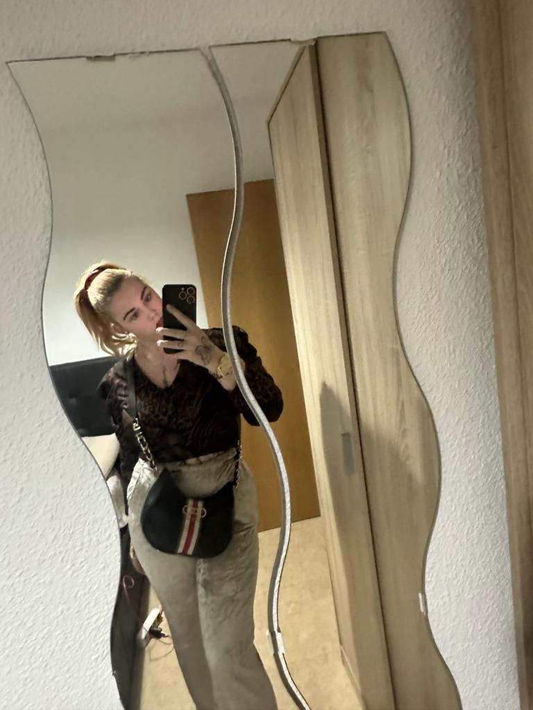 Chica busca chico en Valencia: 