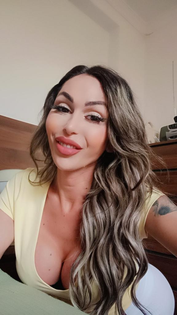 613182228: Travesti en Málaga