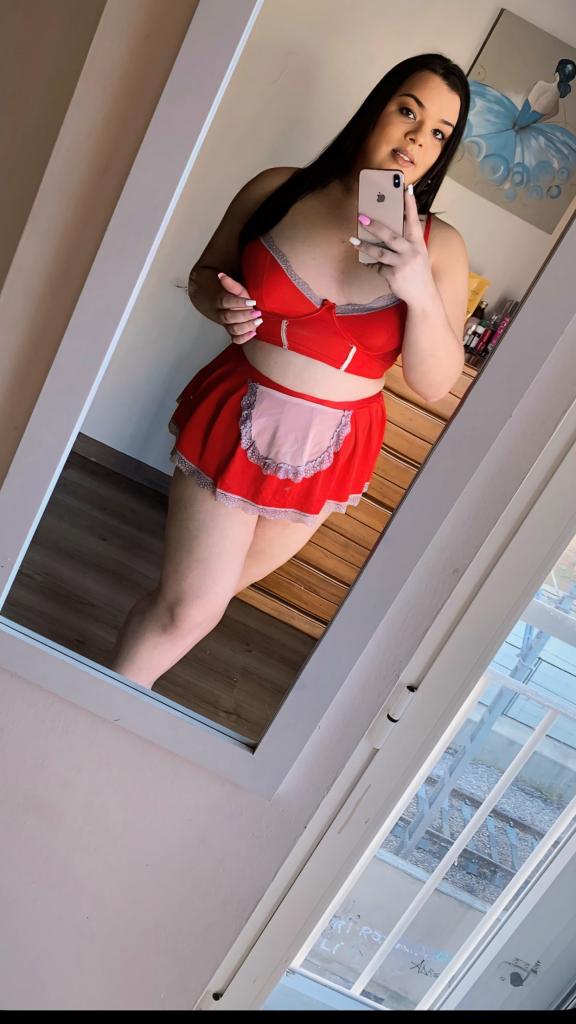 654229528: Travesti en León