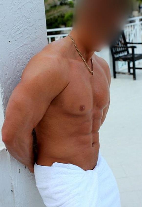 617463565: Chico busca chica en Málaga