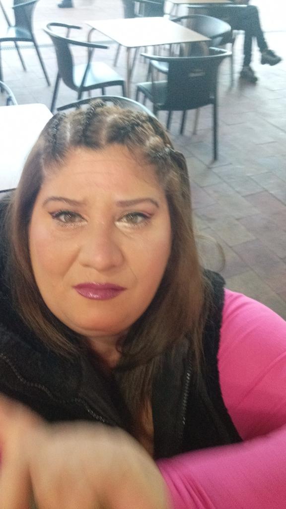 Chica busca chico en Cádiz: 