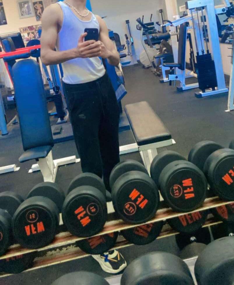 Chico busca chica en Navarra: 