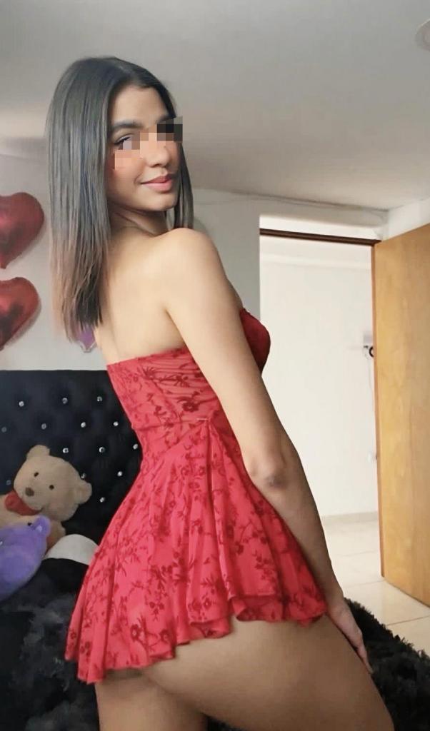 631634425: Chica busca chico en Ciudad Real