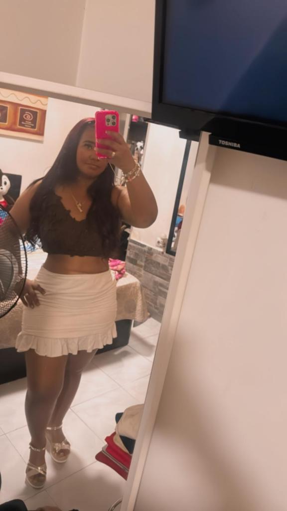 632048170: Chica busca chico en Málaga