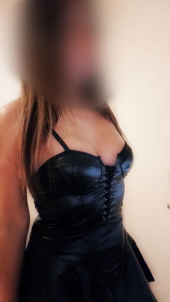 Chica busca chico en Pontevedra: Chica busca chico