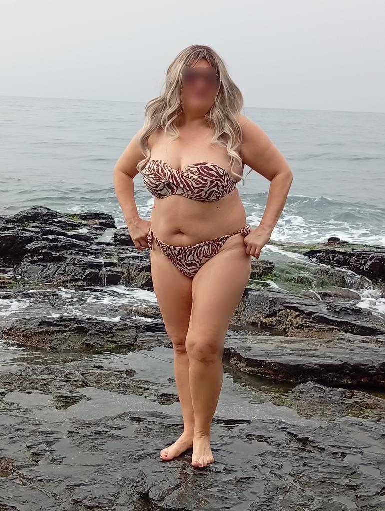 Chica busca chico en Almería: 