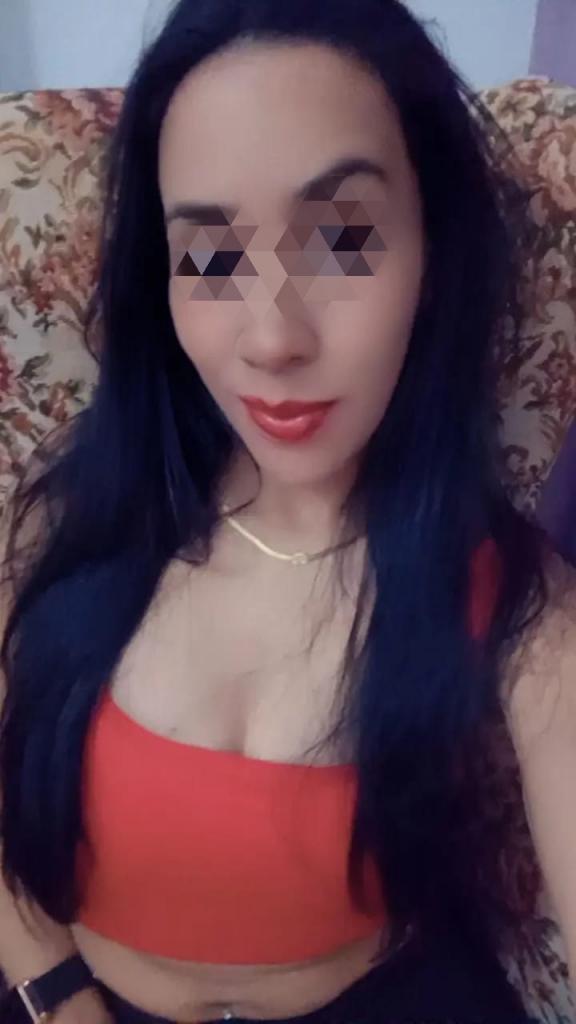 Chica busca chico en Granada: 