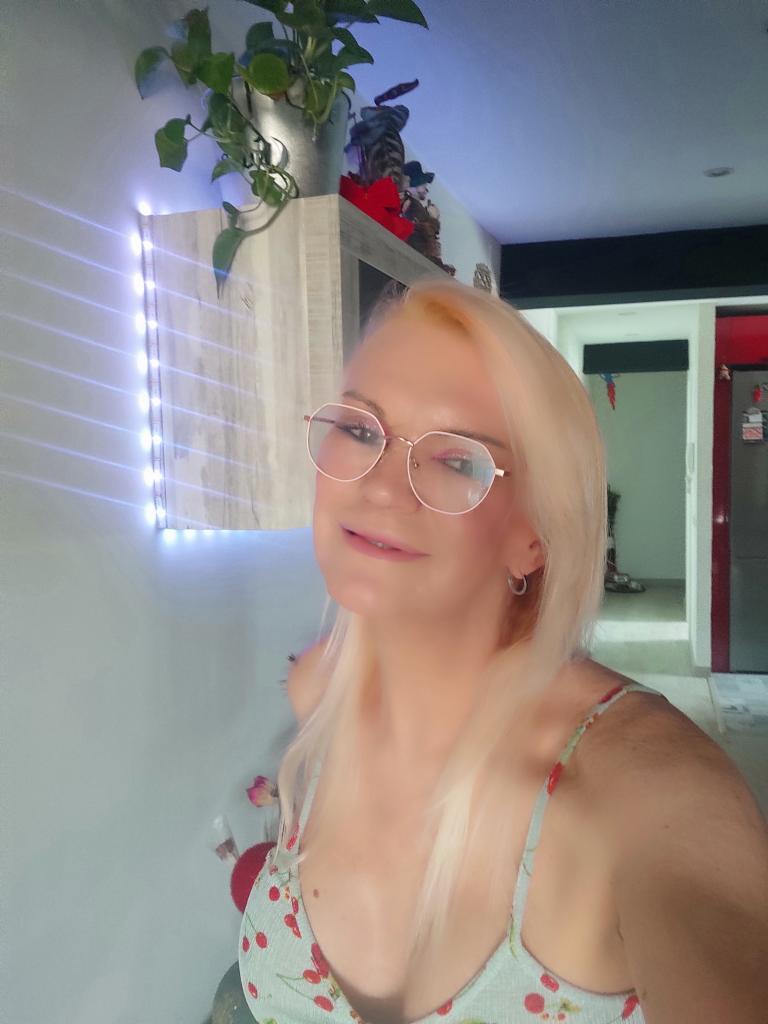 698205802: Travesti en La Rioja