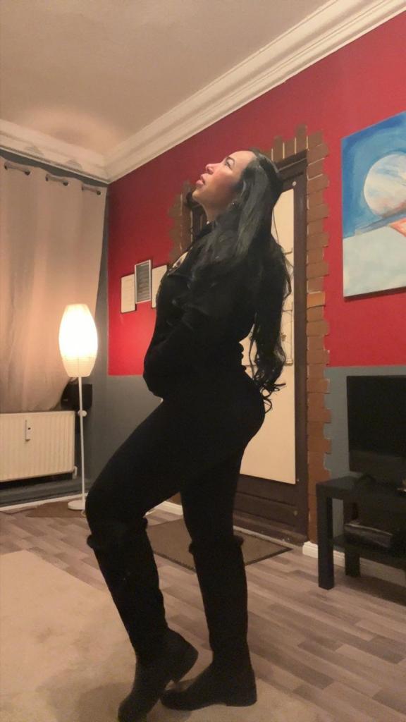 611333832: Chica busca chico en Tarragona