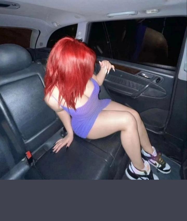 Chica busca chico en Huelva: 