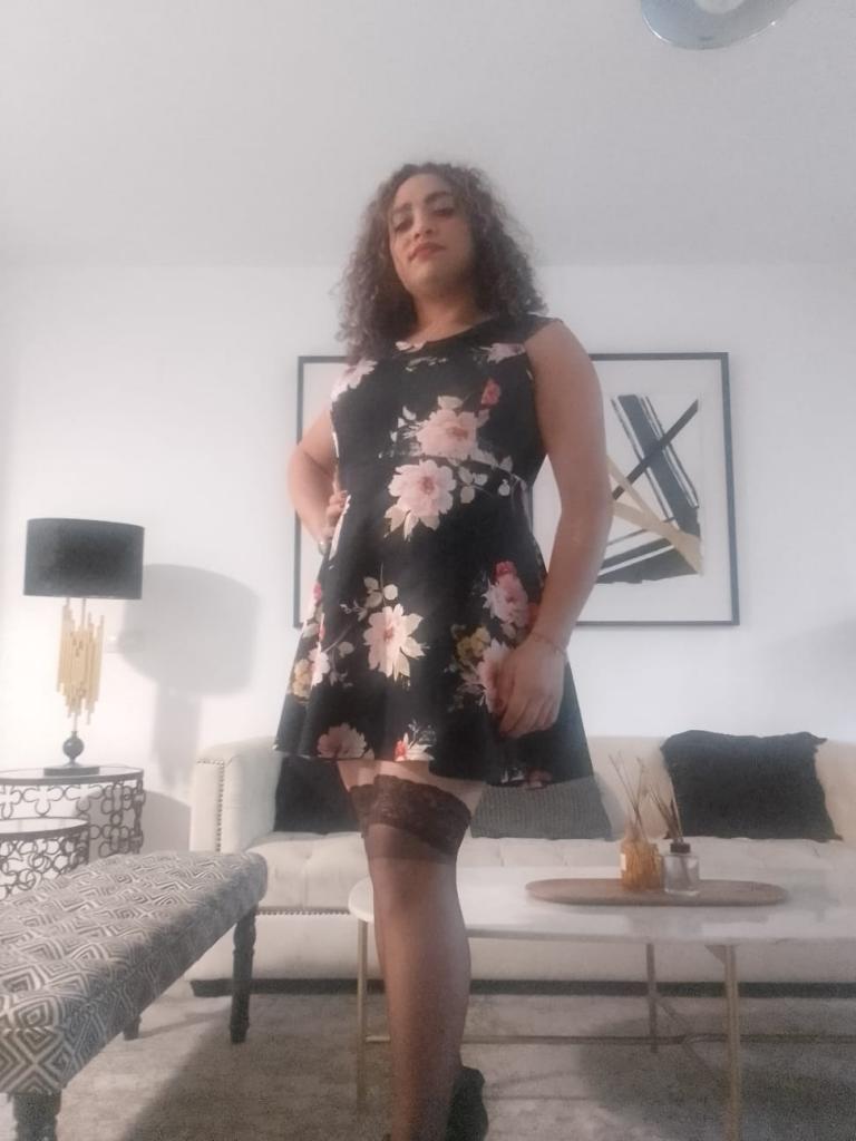 611252929: Chica busca chico en Alicante