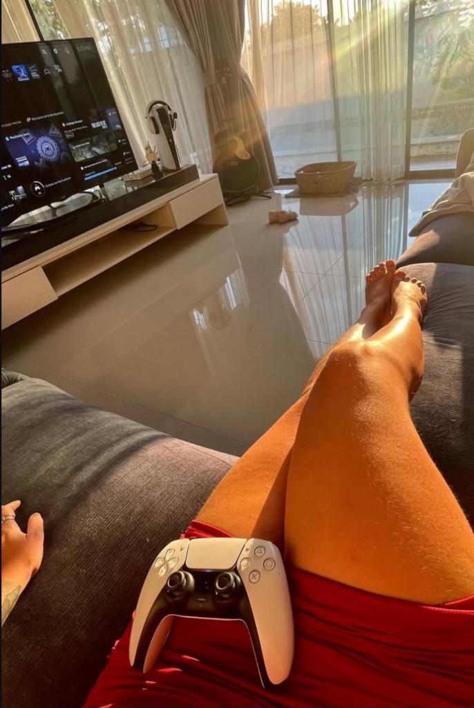 632297848: Chica busca chico en Sevilla