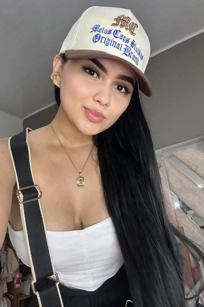 Chica busca chico en Barcelona: 