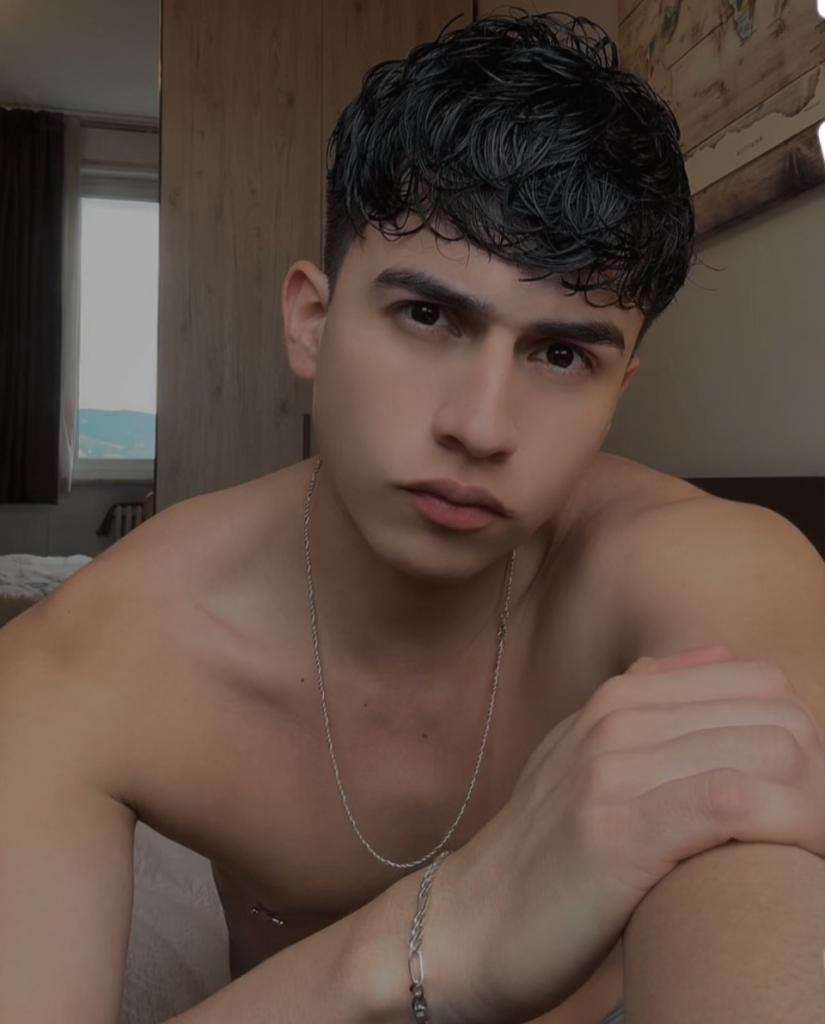 Chico busca chica en Madrid: Chico busca chica