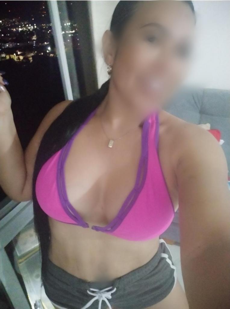611333832: Chica busca chico en Tarragona