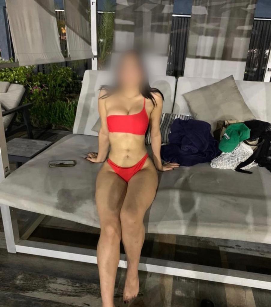 Chica busca chico en Lugo: 