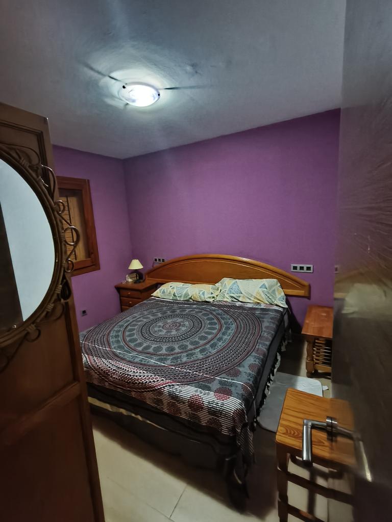 670043826: Chica busca chico en Tarragona