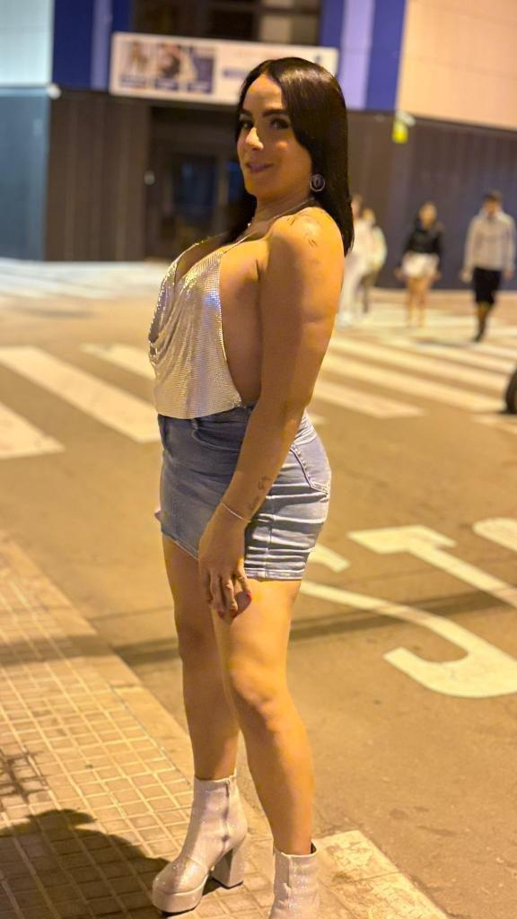 674667725: Travesti en Barcelona