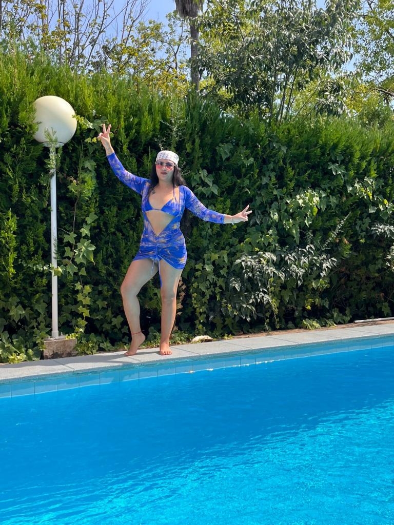 613479262: Chica busca chico en Barcelona