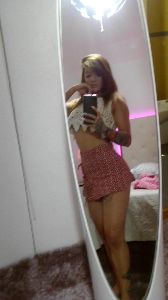 613437838: Chica busca chico en Ibiza