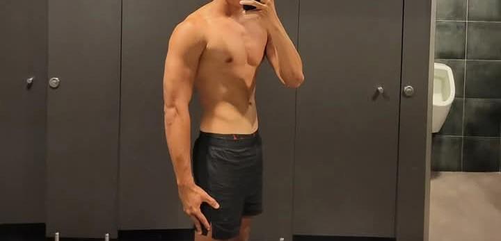 643574003: Chico busca chica en Málaga