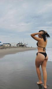 613313995: Chica busca chico en Madrid