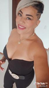 611204284: Chica busca chico en Alicante