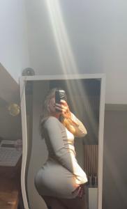 699855359: Chica busca chico en Tarragona