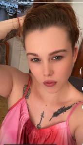 614957437: Chica busca chico en Valencia