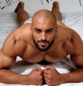 634693841: Chico busca chica en Sevilla