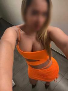 646638636: Chica busca chico en Málaga