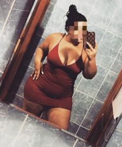 663176074: Chica busca chico en Murcia