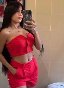 651693834: Chica busca chico en Sevilla