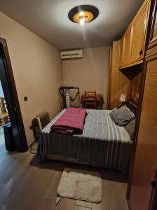 670043826: Chica busca chico en Tarragona