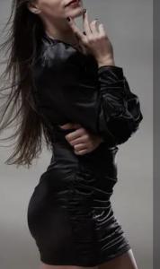 604110269: Chica busca chico en León