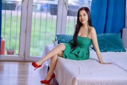 664888953: Chica busca chico en Zaragoza