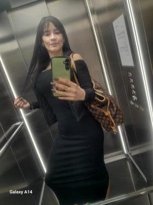 642095089: Chica busca chico en Barcelona