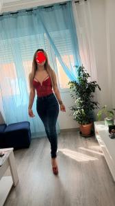 612419059: Chica busca chico en Navarra