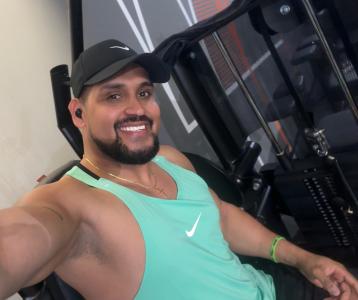 624546819: Chico busca chica en Madrid