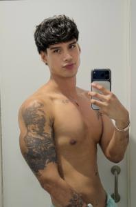 662452942: Chico busca chica en Valencia