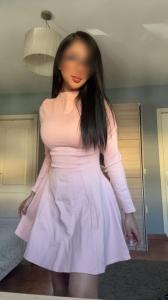 672958018: Chica busca chico en Sevilla