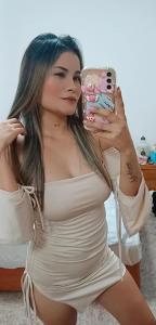 613479262: Chica busca chico en Barcelona