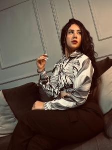 632292060: Chica busca chico en Ibiza