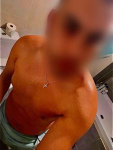 613594034: Chico busca chica en Granada