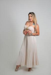 614796038: Chica busca chico en La Coruña