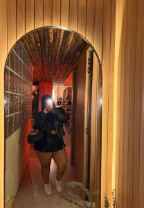 614483301: Chica busca chico en Barcelona