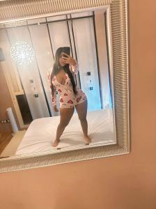 666403485: Chica busca chico en Almería