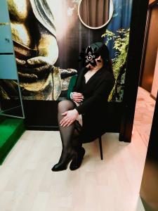 654125873: Chica busca chico en Barcelona