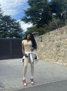 610946914: Chica busca chico en Madrid