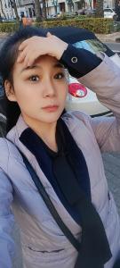 678446519: Chica busca chico en Sevilla